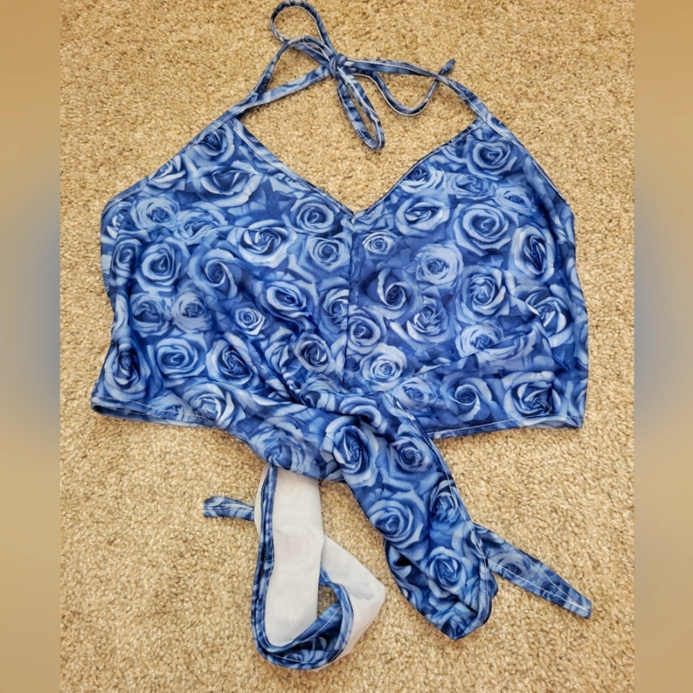 🎉 2 for $20🎉Kortni Jeane Blue Roses Tie Up Top - Bikini top large women's swim